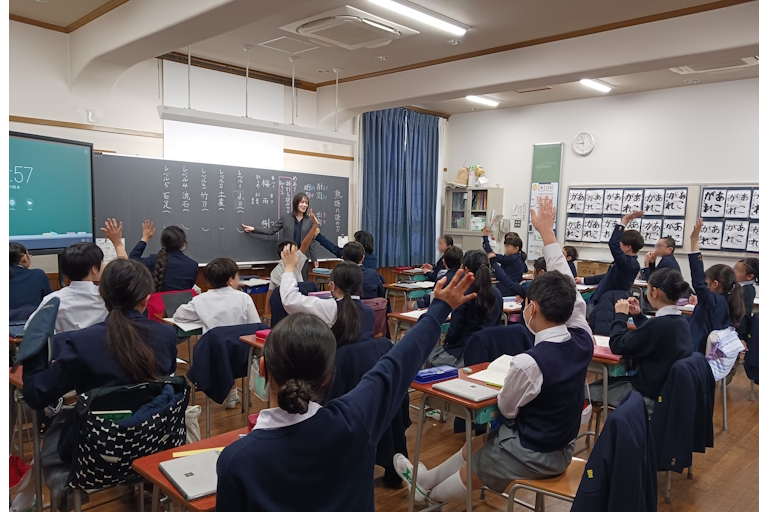 特別な読み方をする熟語を確認し、それらの熟語を使って文章を作る​１