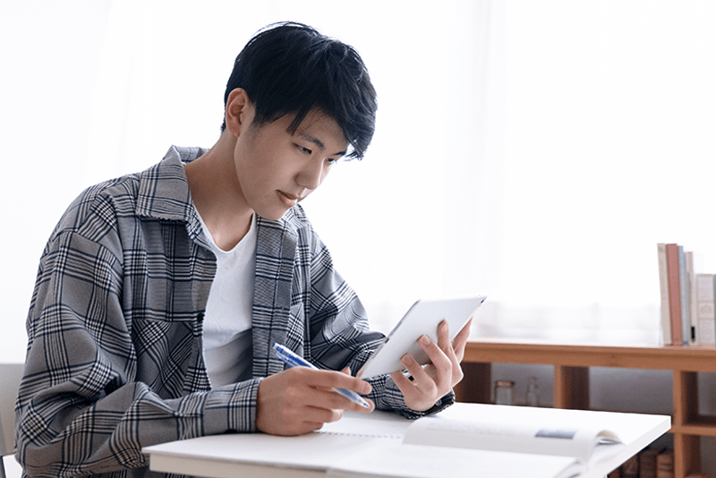 多忙な先生がICT教育に取り組むには