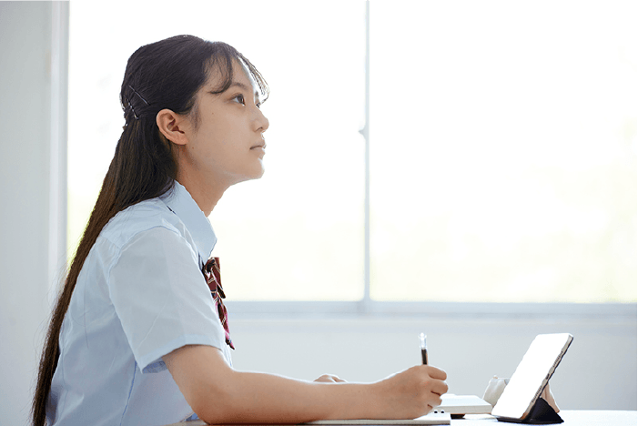 ICTを活用した探究学習の様子