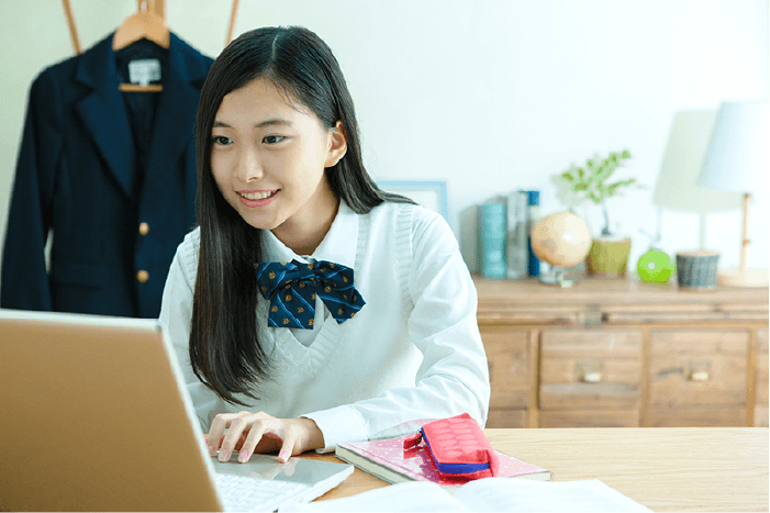 ICTを活用した探究学習の様子