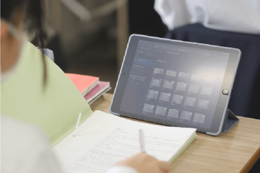 【解決策】ICTが可能にする「思考の資産化」と「指導の効率化」