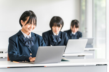 高校教育改革の実践を支えるClassPad.netの活用視点
